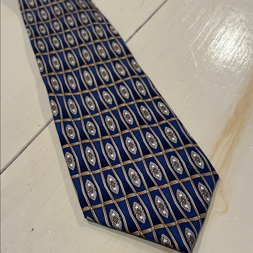 Tall Men’s Elegant Blue Patterned Tie